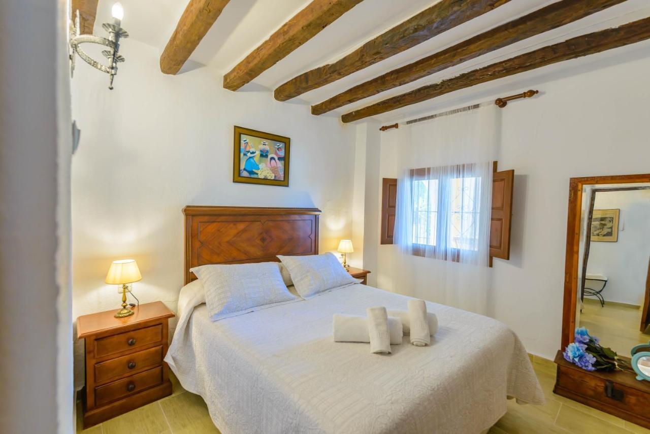 Casa Jardín del Olivar con Piscina privada Alcaucín Exterior foto
