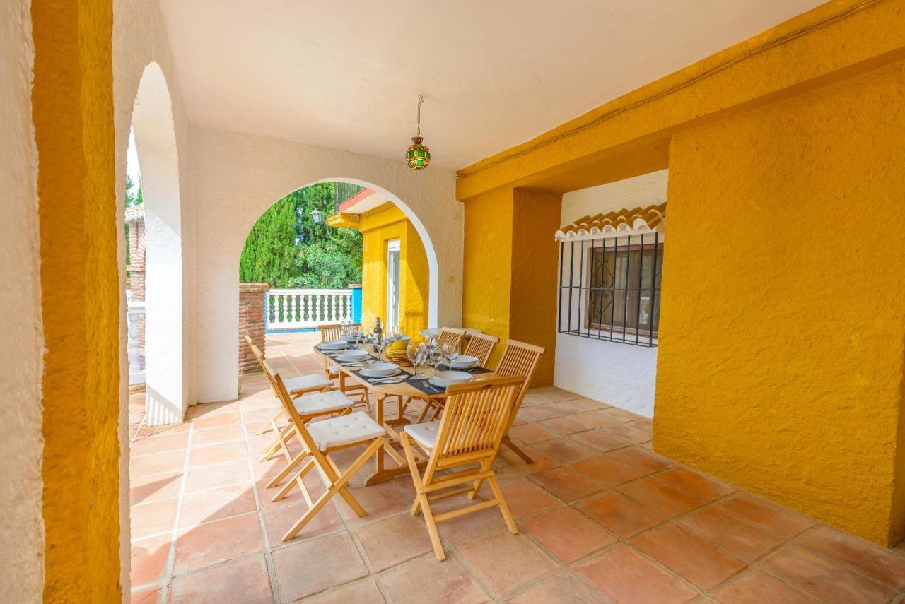Casa Jardín del Olivar con Piscina privada Alcaucín Exterior foto