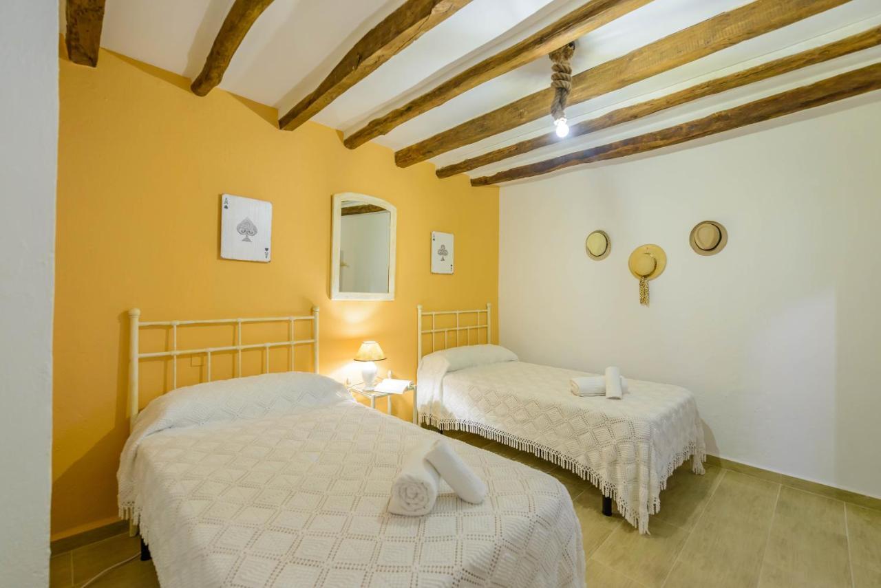 Casa Jardín del Olivar con Piscina privada Alcaucín Exterior foto
