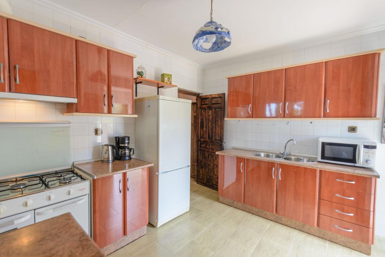 Casa Jardín del Olivar con Piscina privada Alcaucín Exterior foto