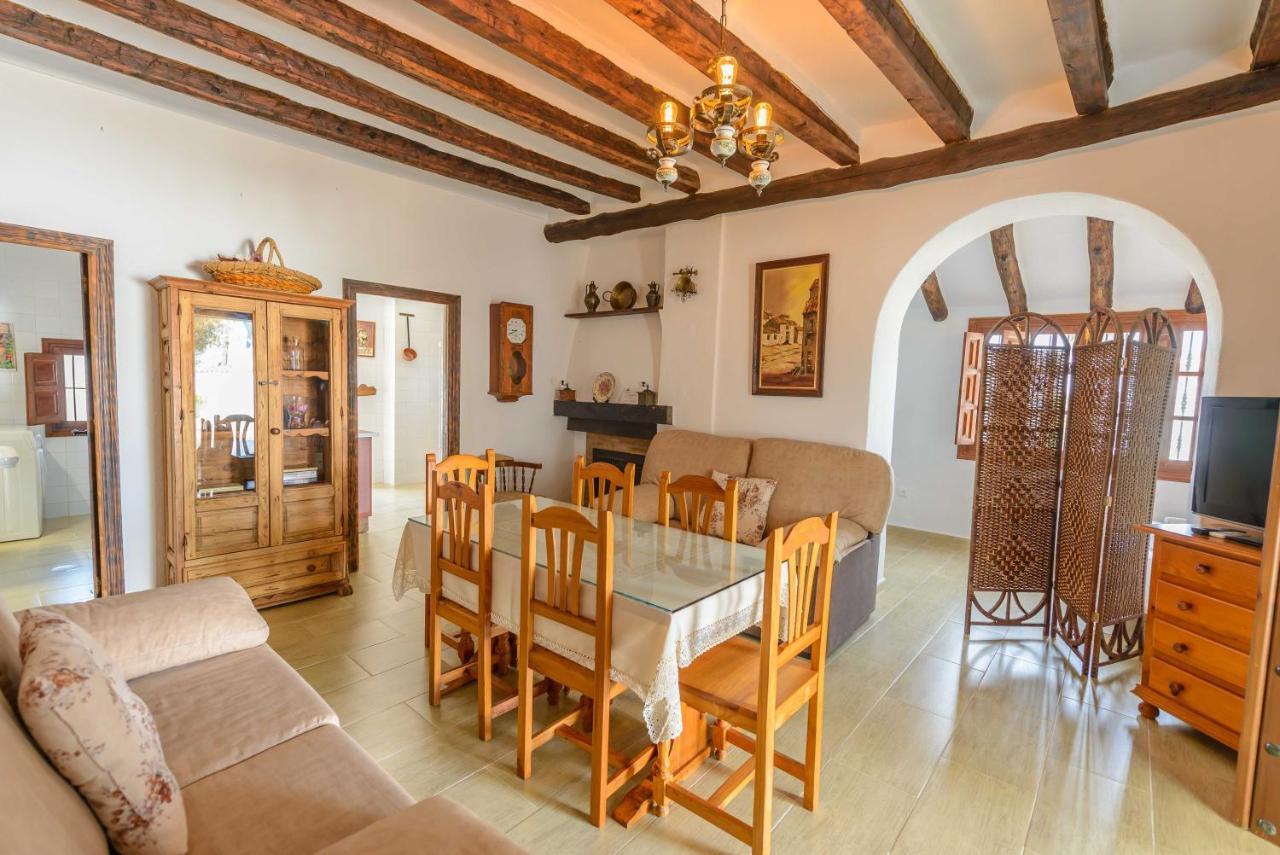 Casa Jardín del Olivar con Piscina privada Alcaucín Exterior foto