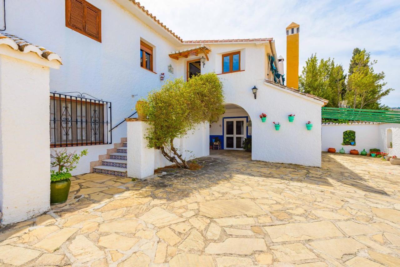 Casa Jardín del Olivar con Piscina privada Alcaucín Exterior foto