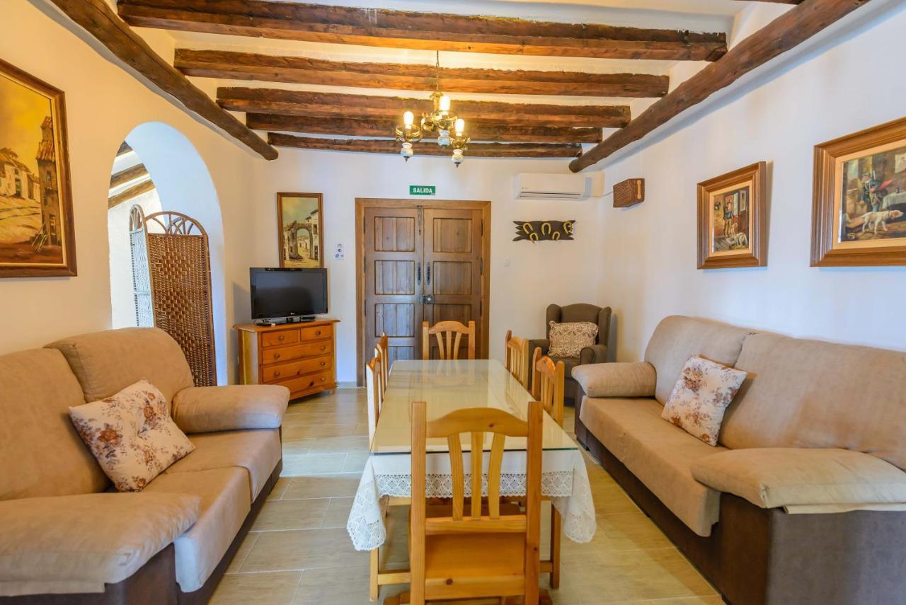 Casa Jardín del Olivar con Piscina privada Alcaucín Exterior foto